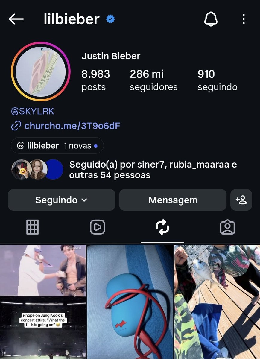 hobicorebr's tweet photo. O Justin Bieber repostou o momento do "What the fuck is going on" do j-hope com o Jungkook no último em Los Angeles 😭

O momento é basicamente o Hobi comentando e reagindo sobre o look (ou falta dele) do JK 😅

Billboard: j-hope sobre o look de Jung Kook para o show: “Que p** está acontecendo?”