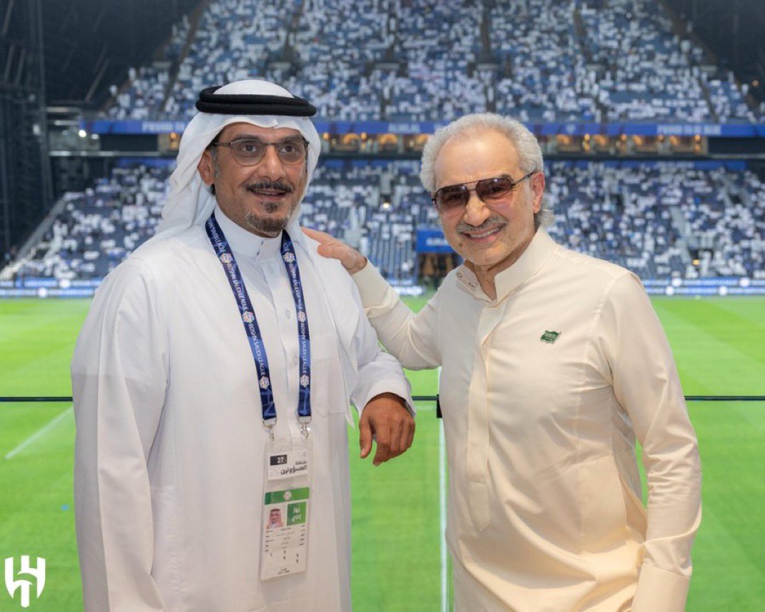 i0_119's tweet photo. ليه مُصرين تكذبون على أنفسكم ؟
ليه مازلتم متعشمين بنجاح مدرب أصلاً فشل ؟

ليالي العيد تبان من عصاريها و انزاغي باينه لياليه من الموسم الماضي ، تجديد الثقة فيه غلط وإستمراره غلط أكبر !

فترة التوقف على الأبواب أفضل وقت لإتخاذ القرار ..
#اقالة_انزاغي_يالوليد https://t.co/RUK5Ezet9L