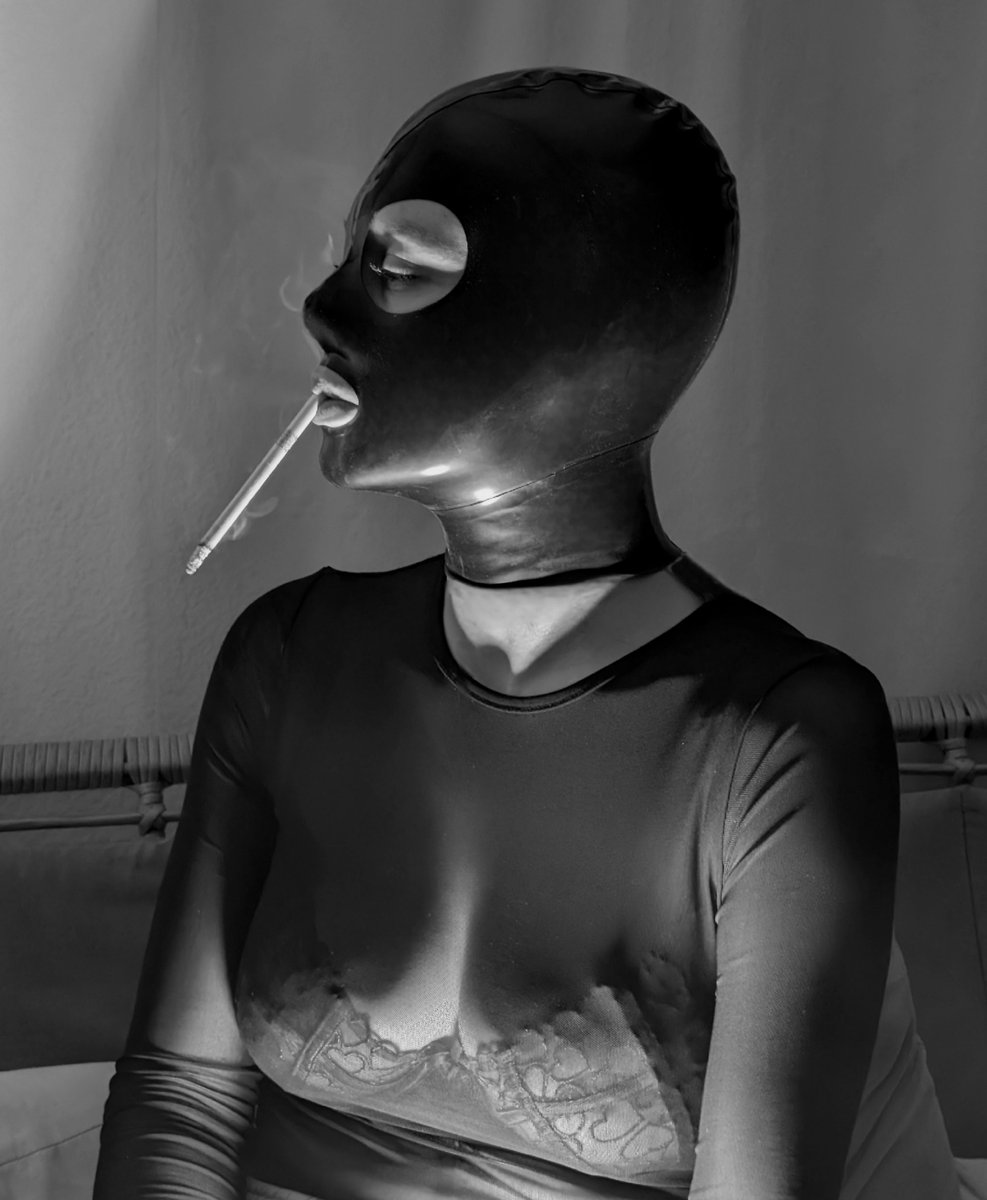 SmokingPet's tweet photo. The last before it starts and of course there and the after. I hope it works at least over 5 cigarettes during this time. #smoking #smokingfetish #latex #latexfetish #eve120 #allwhite https://t.co/xWrOe28Hen