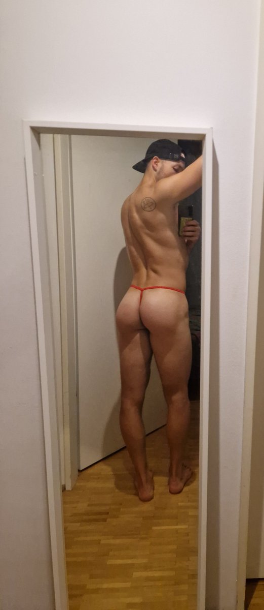 putinhapass123's tweet photo. At the gym and at home, spot the difference

#gay #gym #passivo #bottom #bnwo #bbc #hypno #anal #sissy https://t.co/UpwnhPiMzz