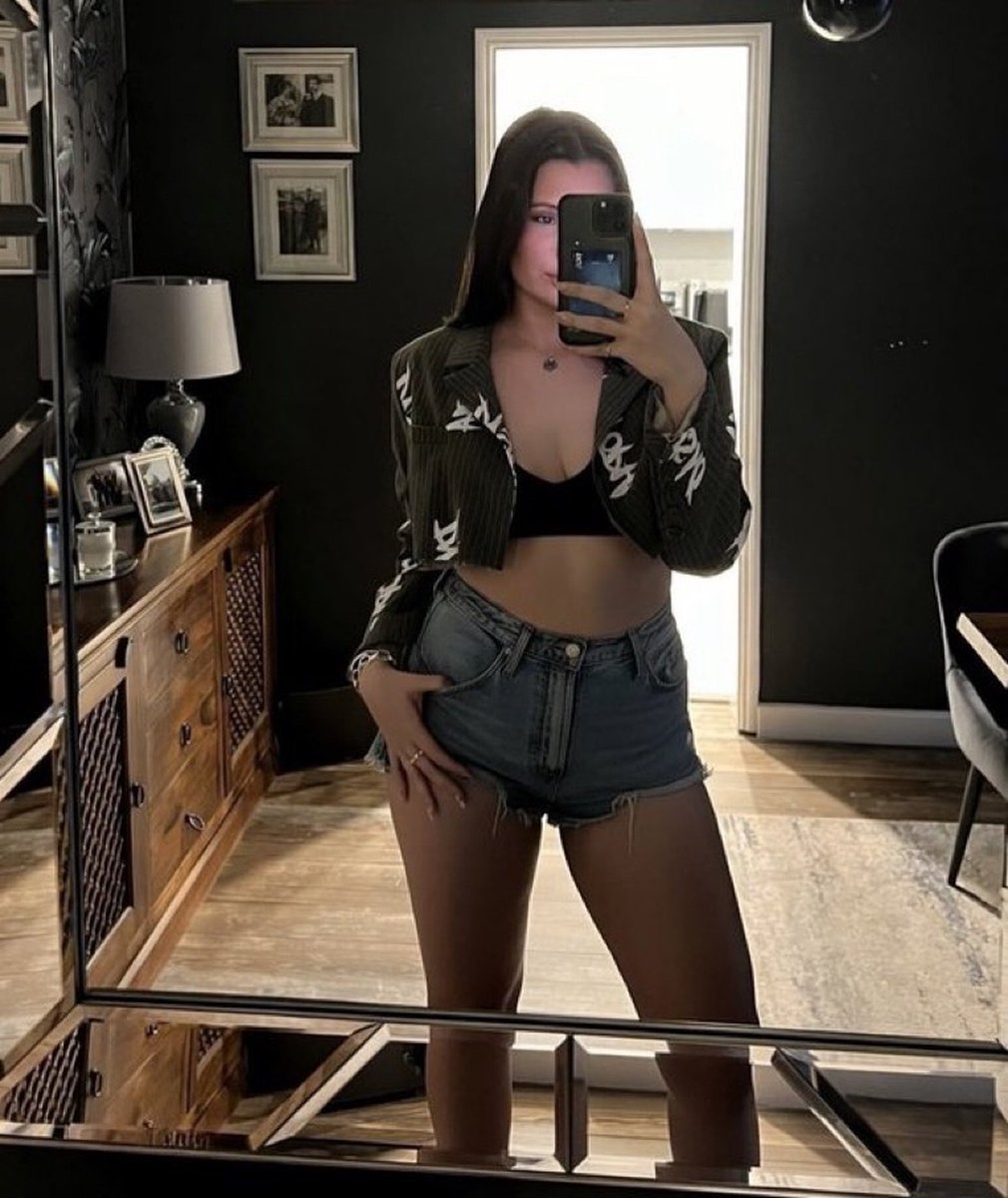 DrewTanzil's tweet photo. Cucks girl Freya dresses so slutty for others to list over. Her cucky bf wants her to be used around .. made a cumtoy . She'd def one😏

Dm to have yours exposed https://t.co/zTNZceVLX4