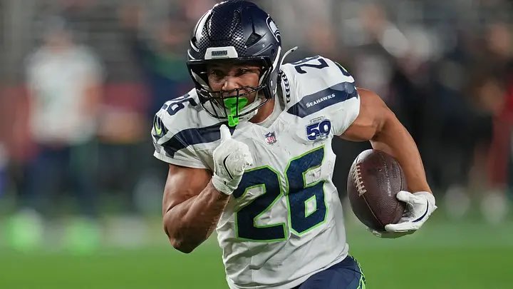 SleeperNFL's tweet photo. Seahawks RB Zach Charbonnet has an "aggressive" timetable that he's currently on target to make coming back from torn ACL, per HC Mike Macdonald.

(@CorbinSmithNFL) https://t.co/iQx1xJga4z