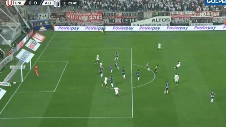 Elsanto0708's tweet photo. @Salsero1901 No jodas, no puedes ser tan caradura de decir que robamos cuando estuvieron tirados en el suelo como perras todo el partido buscando su empate y encima anularon este gol de valera, cada dia dicen mas estupideces JAJAJAJAJA. https://t.co/9gffeWv0Nv