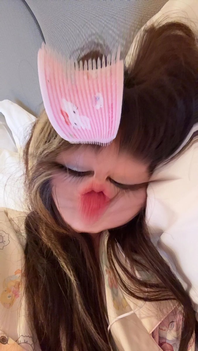 bunny587n2's tweet photo. 睡觉 睡觉💤 https://t.co/i4ZLOIFoOD