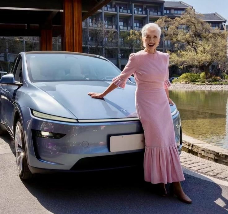 Mayeworld_11's tweet photo. Tesla https://t.co/XOFaK29lDJ