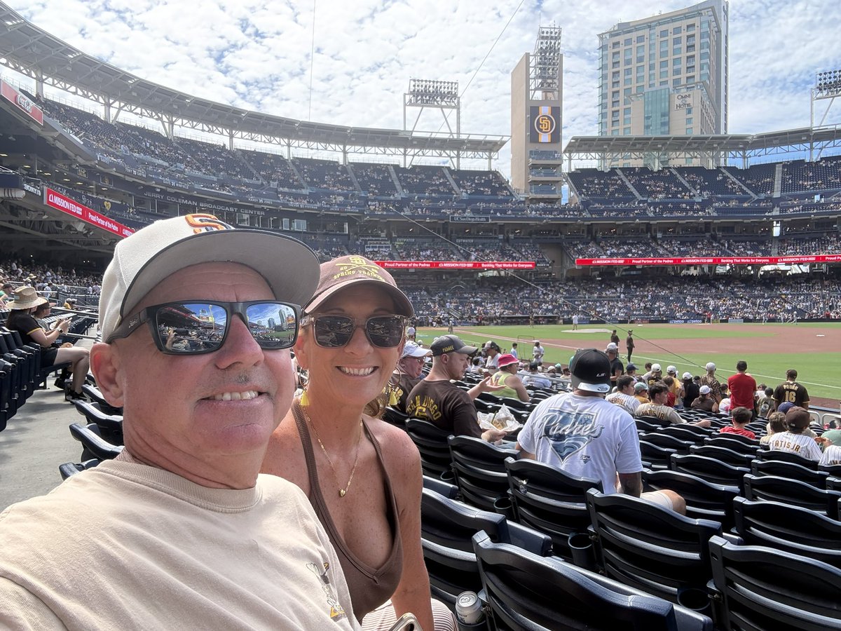 BOKinSD's tweet photo. Let’s go #Padres! #forthefaithful https://t.co/MqNLdgKxE3