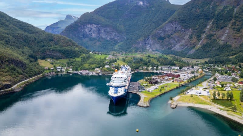 MilakNancy's tweet photo. 🌄🚢 Discover the breathtaking beauty of the Norwegian Fjords with Celebrity Apex! From charming towns to dramatic scenery, every moment in Norway promises to be unforgettable. 🌊🏞️

Contact me today to book your cruise and dive into this incredible experience! 📞✈️ https://t.co/9dX5x3wjLl