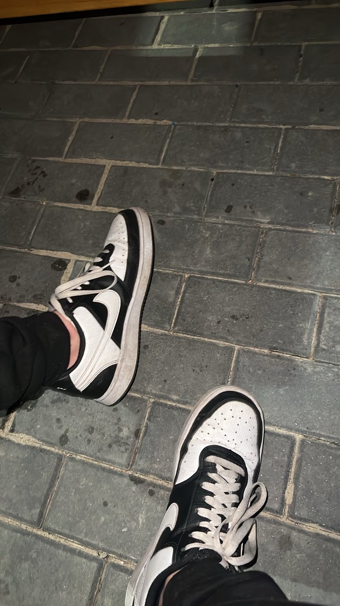 Marcinteen69's tweet photo. DZIEŃ DOBRY CWELE NOWY MASTER WBIJA NA REJON 
, KTÓRY CWEL WYSKOCZY Z DANINA W PYSKU ? 😈😈😈 #cashmaster #findom #teenmaster #teenboy #paypig #bankomat #feets #sneak #money https://t.co/DDrTwEBZb4