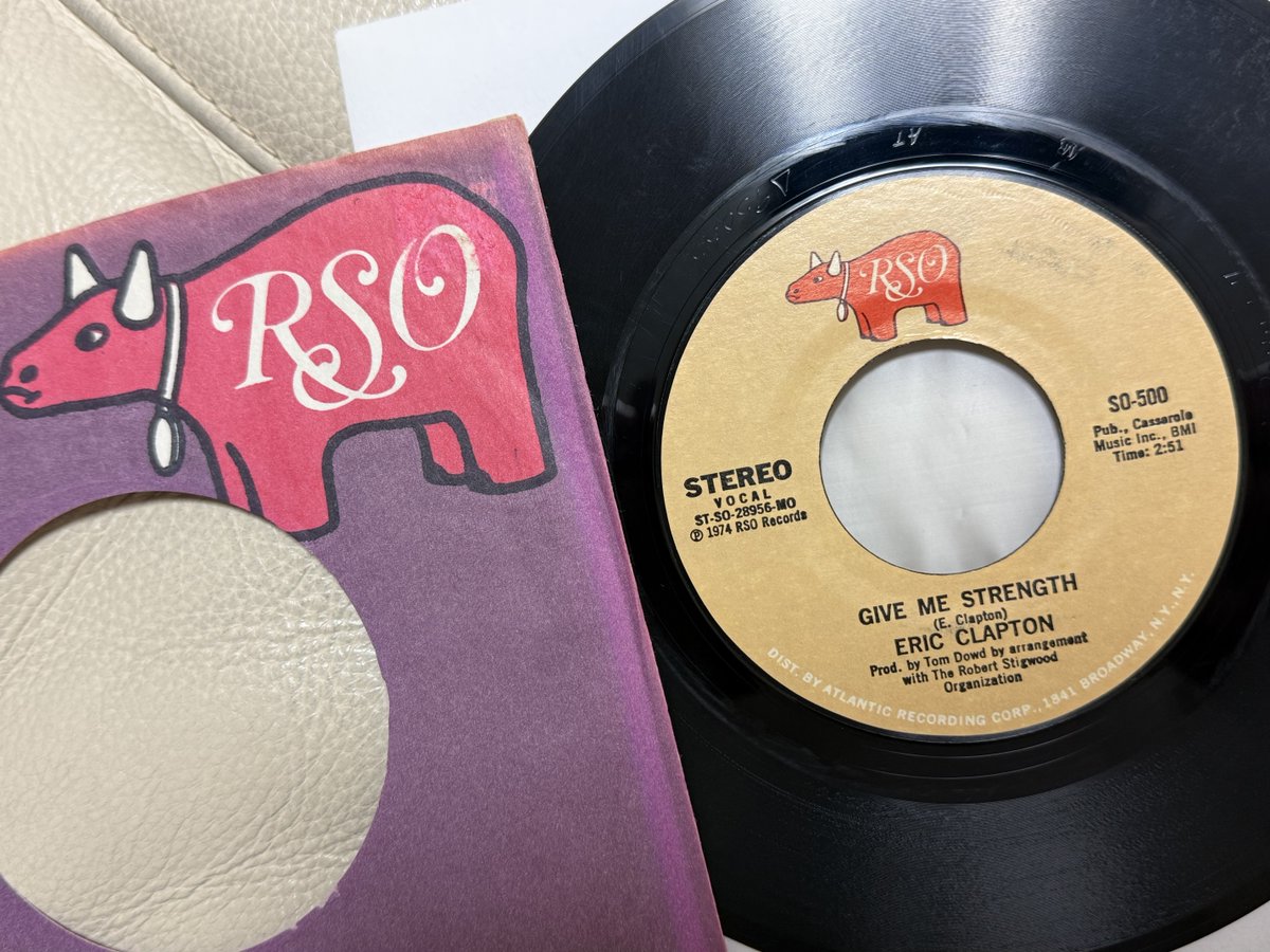 claptmania's tweet photo. #Eric_Clapton
今朝はトレンドに乗っかって
Give Me Strength
クラプトンに無理せずにねって伝えたい。 https://t.co/kN7t0y75Jn