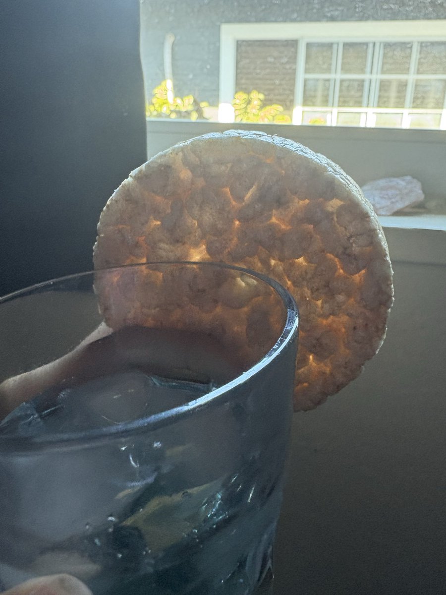 cinnamlynn's tweet photo. I got a rice cake and some redbull🤤 https://t.co/ebHRyzGTms