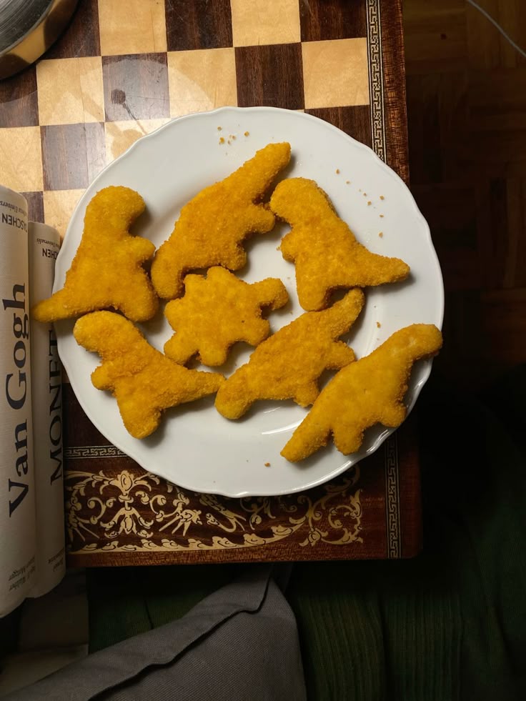 C0CINERIT0's tweet photo. ㅤ
ㅤㅤㅤ⁎  ݁  .⠀𝒾nstagram 𝓅ost  .ᐟ.ᐟ
ㅤㅤㅤㅤㅤ﹫𝑜𝑠𝑐𝑎𝑟𝑒𝑖𝑡𝑜

 ㅤ  〝 A cenar dinonuggets, con mi
ㅤ  ㅤㅤ   futuro marido y Milka 〞
ㅤㅤㅤㅤㅤㅤ 
ㅤㅤㅤㅤㅤ⌂ㅤ⌕ㅤ⊞ㅤ♡ㅤ○
ㅤ https://t.co/XDeKM8dcDW