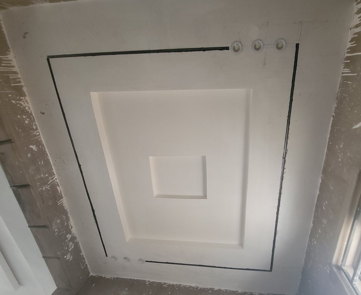 _SanniShuaib's tweet photo. Nothing beats the experience of bridging theoretical knowledge with field-level execution. 

Today, I engaged hands-on in the electrical lighting installation phase for a modern four-bedroom flat featuring custom POP ceilings.
​#Engineering #ElectricalInstallation #LightingDesign https://t.co/lhWKlWYjXI