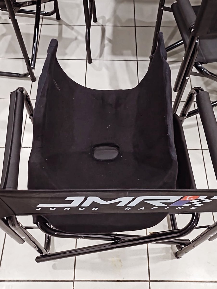 LiviaImper5smv's tweet photo. Asian Le Mans Series – Sepang

Busy days in Malaysia as the season starts this week. We’re supporting 23 Events Racing and Johor Racing, working onsite with Proseat Global. Seats are made and being validated on track before personalised covers are https://t.co/CZyYcSN0ox