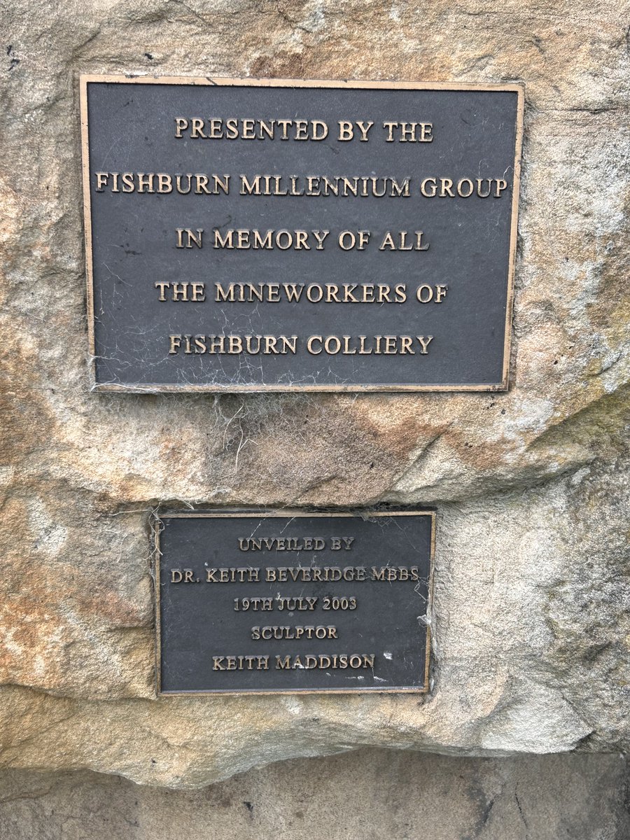 cmcayley's tweet photo. On the sculpture trail: the miners’ memorial in Fishburn, nr Sedgefield, Co Durham. The sculptor is Keith Maddison, who also designed the Harry Hotspur statue in Alnwick. Terrific work. #MinersMemorial @TyneSnapper https://t.co/pWvjlSPZYF