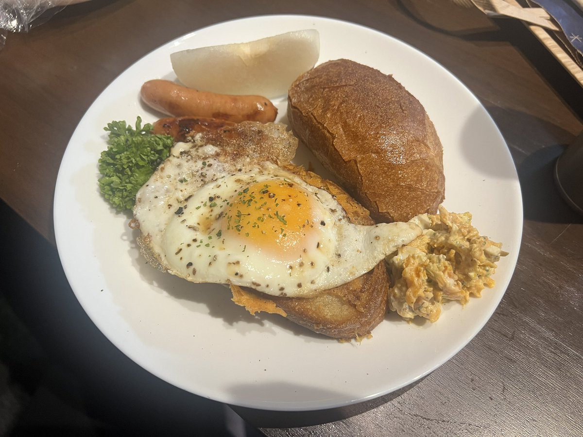 ckn_03's tweet photo. 朝食用意してダーリン見送った！！えらい！！布団に帰る！！ https://t.co/zGPPFBeBS3