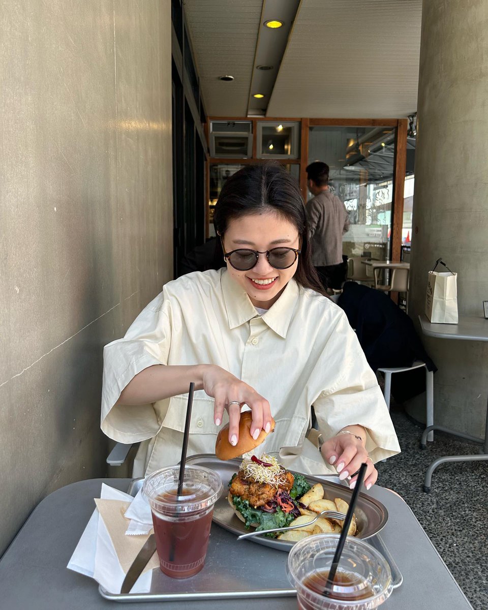 PercyAllemuz's tweet photo. Top of the morning! 🚀 You should know that your smile can brighten someone’s day—wear it proudly. ☀️
dsiNLtIV https://t.co/sZsNgv24oU