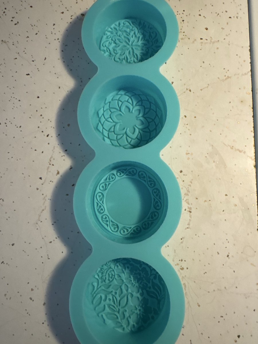 MamaLava6's tweet photo. Haven’t made soap in a few years. But allergies are demanding I pick it back up again. So, reluctantly crunchy mama here, made lard soap with chamomile tea for the water (hot process) and 💯 olive oil Castile soap (cold process). The green mold is what I used for the Castile soap https://t.co/dzaMDF6ibR