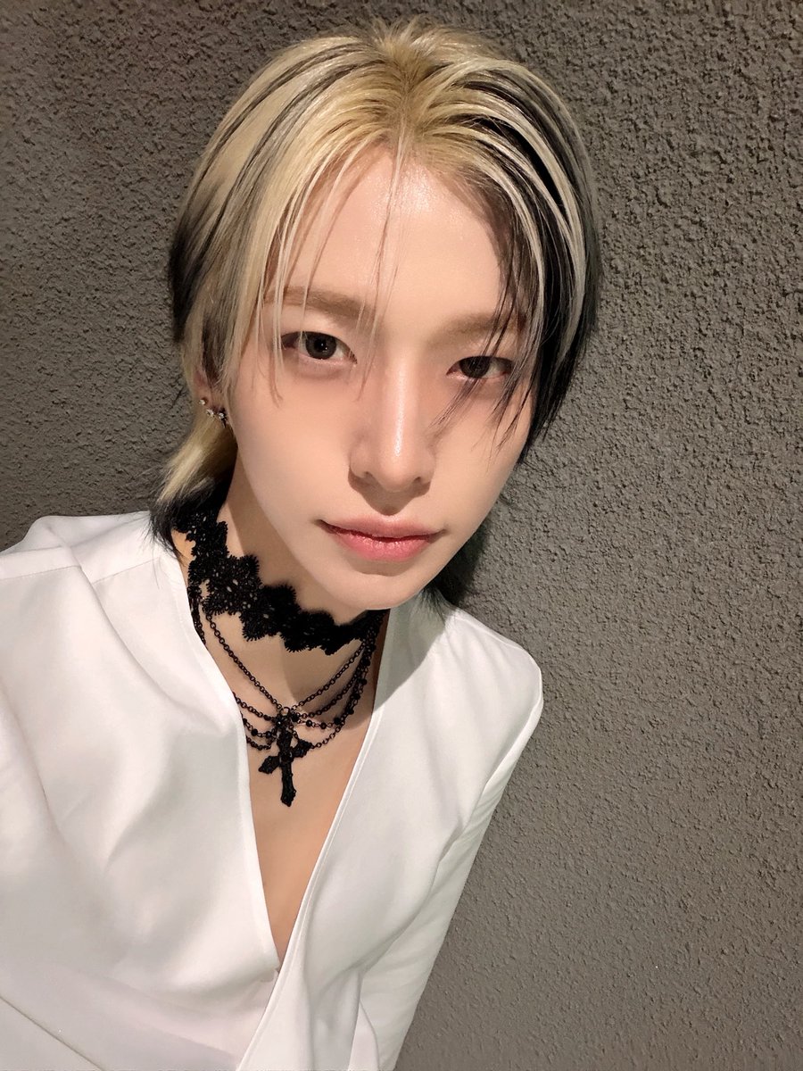 hrtz4jyo's tweet photo. there's boba eyes and then there's jiho's black hole/void eyes and i'm quite happy to get stranded in this void tbh https://t.co/0NJalioizK