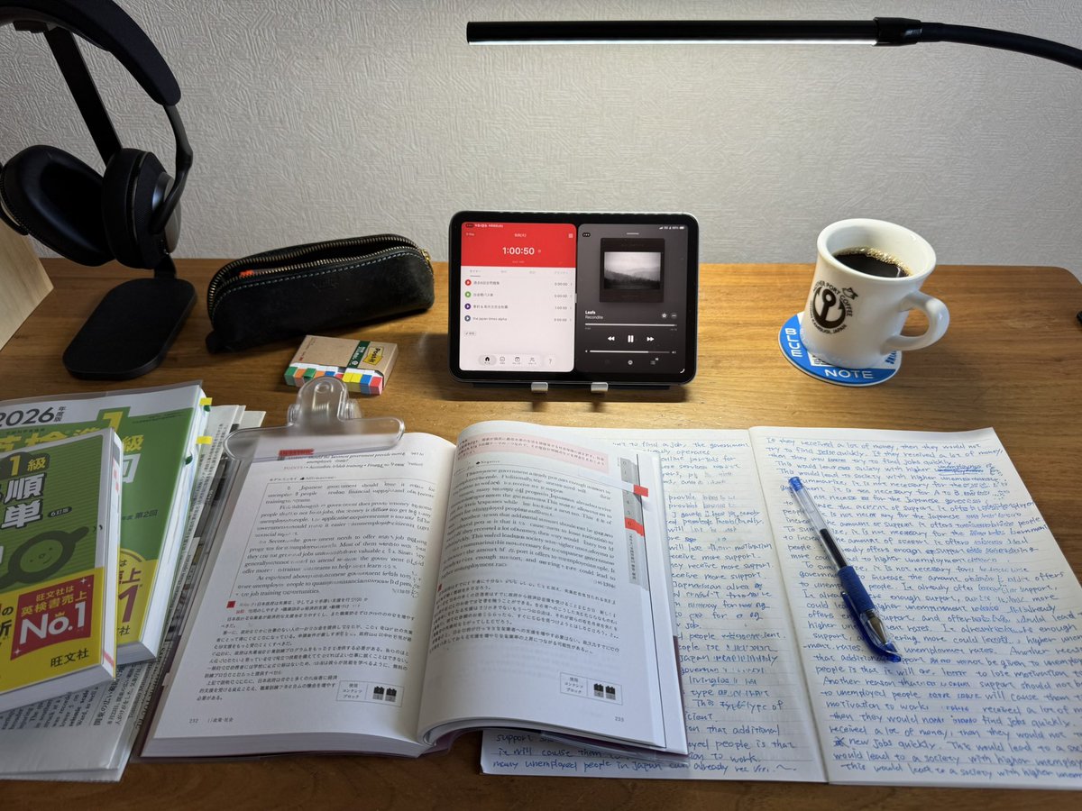 cheapsea1984's tweet photo. 英語は身体で覚える（体育会系）
It becomes muscle memory. https://t.co/8ELR5PO92n