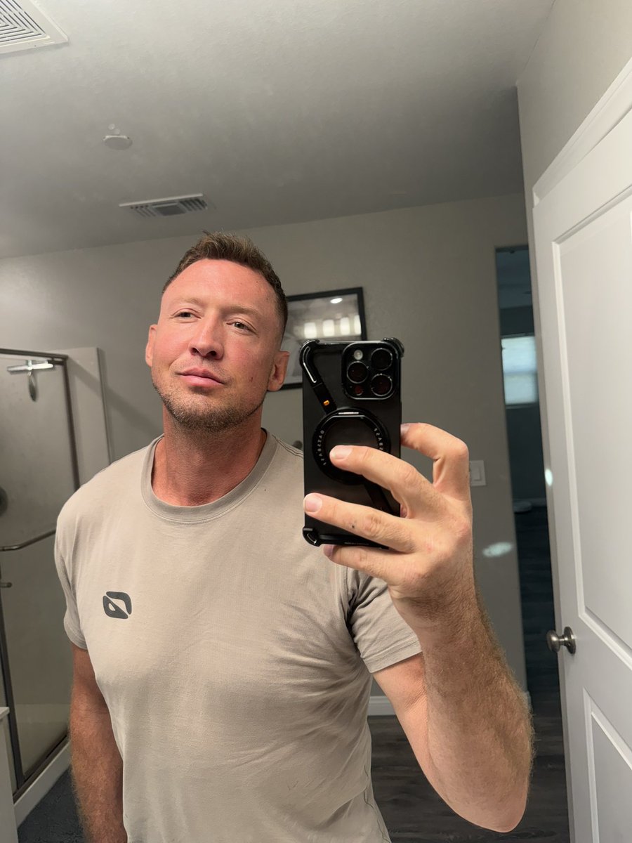 PierceParisXXX's tweet photo. Who needs a daddy? https://t.co/05lF8vHJ8W