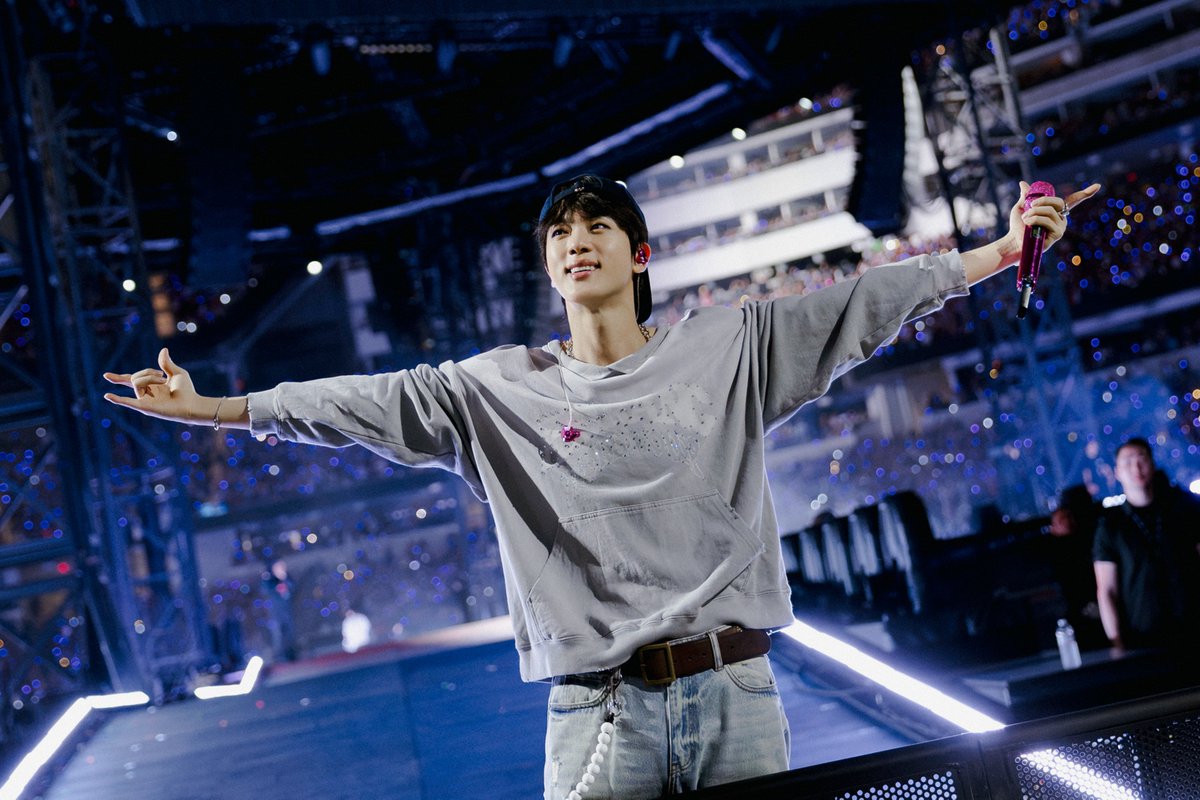 Kpop_Herald tweet picture