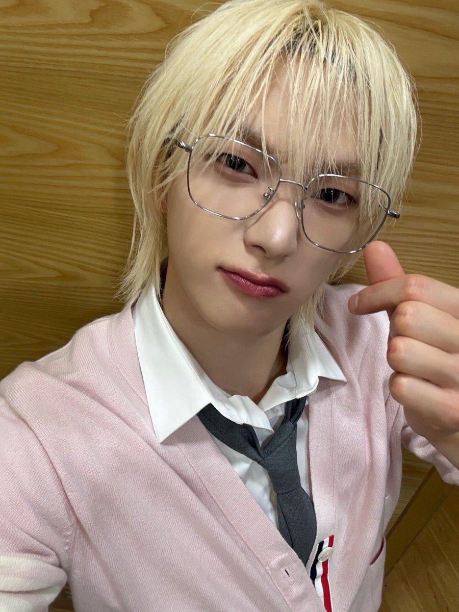 Kuaa_h's tweet photo. #원도어트친소 #원도어_트친소

𝑺𝒖𝒏𝒈𝒉𝒐 . . 🫂🫰 https://t.co/THcON8t3Ye