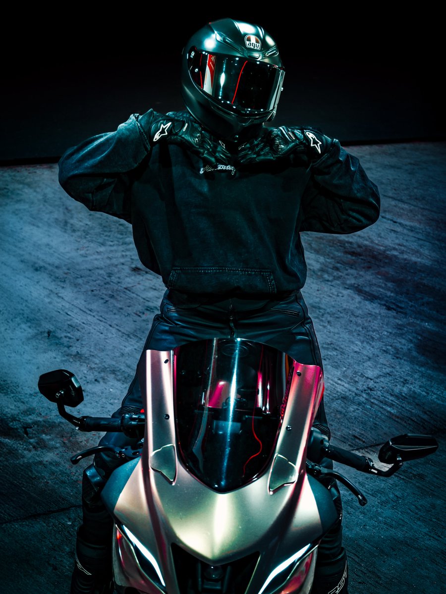 SantoNothstein's tweet photo. Soft

Yamaha R7
Photo: @yka_daily
Switzerland https://t.co/WB9wub1oRD