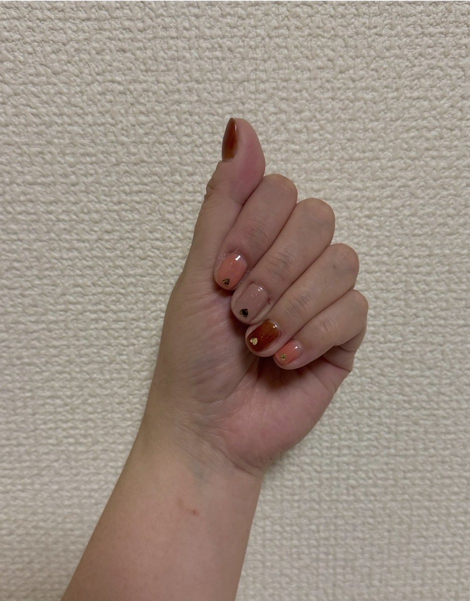 cmk_h2's tweet photo. 今週はかなり眠い…😴
とりあえずネイル完成したぞぉ〜
#ぽっちゃり女子
#ぽっちゃり好き
#ぽっちゃり好き男子
#ぽっちゃり好きさんと繋がりたい 
#ぽっちゃり好き男子と繋がりたい 
#ぽっちゃり好きな人と仲良くなりたい 
#岡山 https://t.co/9k0TEdrPFX
