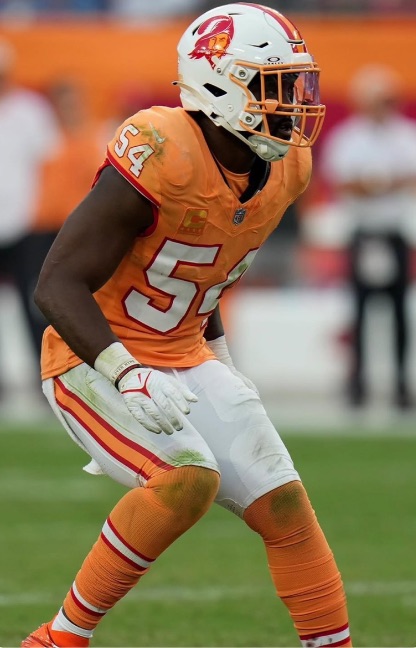 NALJR4DNmels's tweet photo. @UNISWAG @Buccaneers Ditching the classic orange Creamsicle for the all-pewter mudslick is a criminal offense. https://t.co/nJysRpJ9Qp
