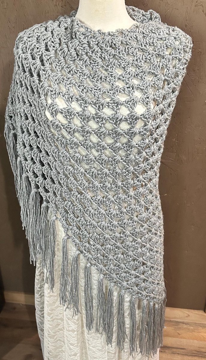 247LovingLife's tweet photo. #Accessories #beautiful #Etsy #Crochet #shawls #EtsyHandmade #scarf #wraps #EtsySeller #Moms #Womens #Gorgeous #Gray #giftidea #StevieNicks #Silver #handmadegifts #Clothing https://t.co/gQHXNOCRjO https://t.co/sOQjU0M1E2