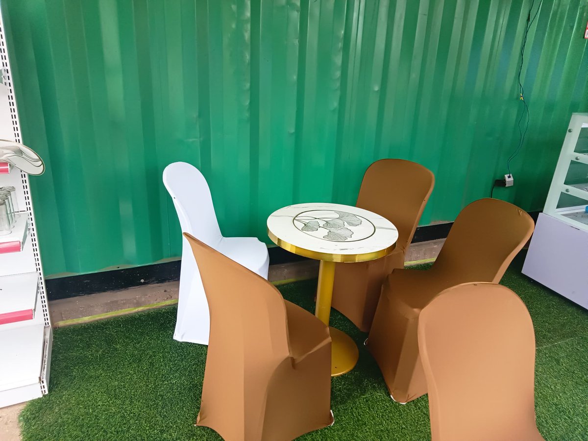 NtenguM's tweet photo. Si vous arrivez à Mbujimayi, faites un tour au restaurant la Madeleine. Il y règne un air naturel et frais. Savourez votre plat ou votre boisson en toute quiétude.
27, Avenue LUKULA,C. Kanshi, ville Miba 
#La_Madeleine
#Tanta_group https://t.co/Q9gAL488Zo