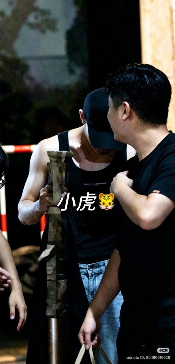 mandu00_'s tweet photo. 260908 백요보 퇴근

우와이게뭐지 https://t.co/mQ5ZTMOU67