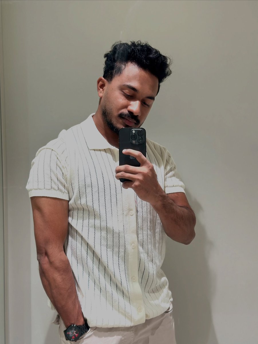 HectorKemna's tweet photo. White on white, mood on point.... https://t.co/1fyJRHRSAr