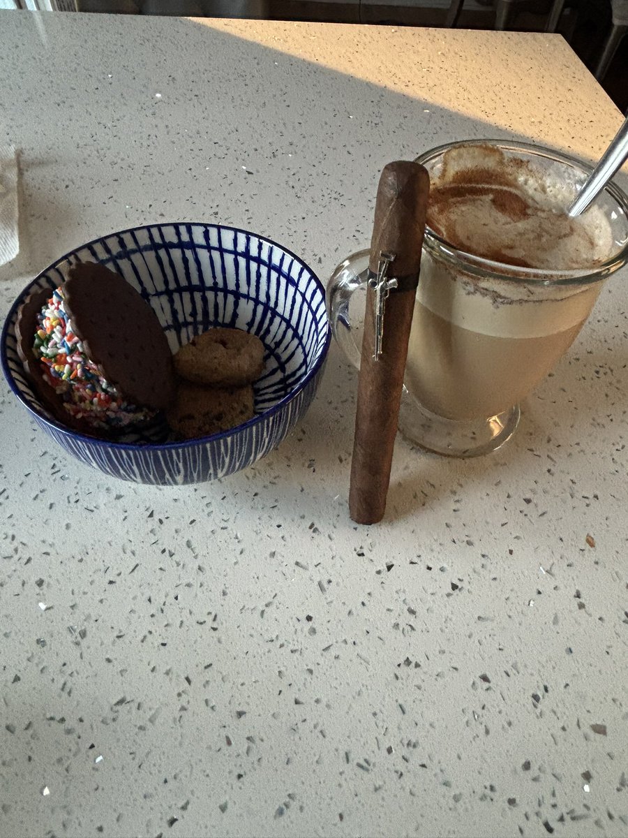 Shed_Stories's tweet photo. #Dessert #ezrazion https://t.co/yGKCE9TRBc