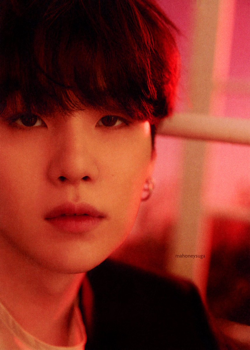 YOONGlYOONGI's tweet photo. oh 👄 https://t.co/hAHO67PQ8S