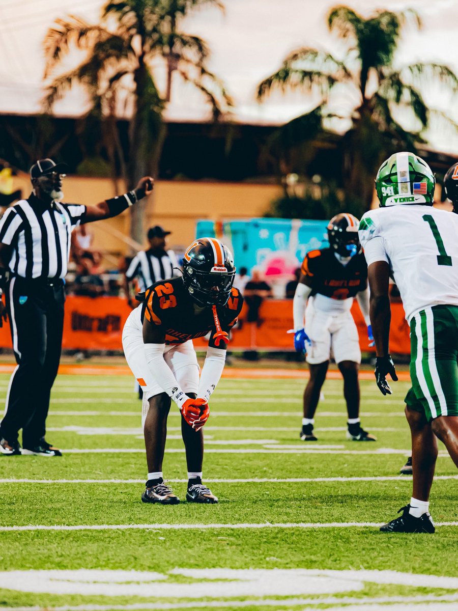 TravorisBlack23's tweet photo. Miner set back major comeback @LHSNaughts @NaughtFan @coachhenn12 https://t.co/CjgcVCC9gq