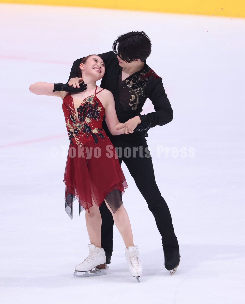 tospo_olympic's tweet photo. 【#フィギュア】#木下グループ杯 アイスダンスフリーダンス(FD)の写真は下記になります⬇️

こちらは #りかしん です！ https://t.co/nLlEGL8C00