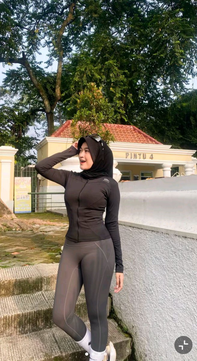 rakober35's tweet photo. Berhal dapat kntl besar ku https://t.co/R4YeIGbfSm
