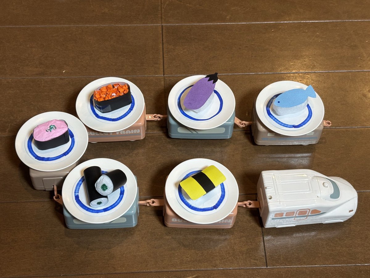 sr2xhpcr's tweet photo. \ 🩵💜🧡🩷💚💛 /
週末に家族で作ったハピクリ寿司🍣

これからも、みんながしあわせで
いられますように…👍.•♥

#HAPPYCREATORS
#ハピクリ https://t.co/zKTQQoD4jk