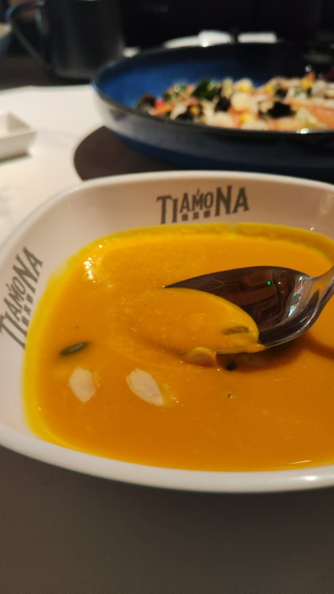 monalejans's tweet photo. Just tried the truffle mushroom risotto at the new bistro on 5th St—creamy, earthy, and packed with perfect al dente bites. Worth every penny, add this to your food bucket list! https://t.co/yUlfD9Q32G