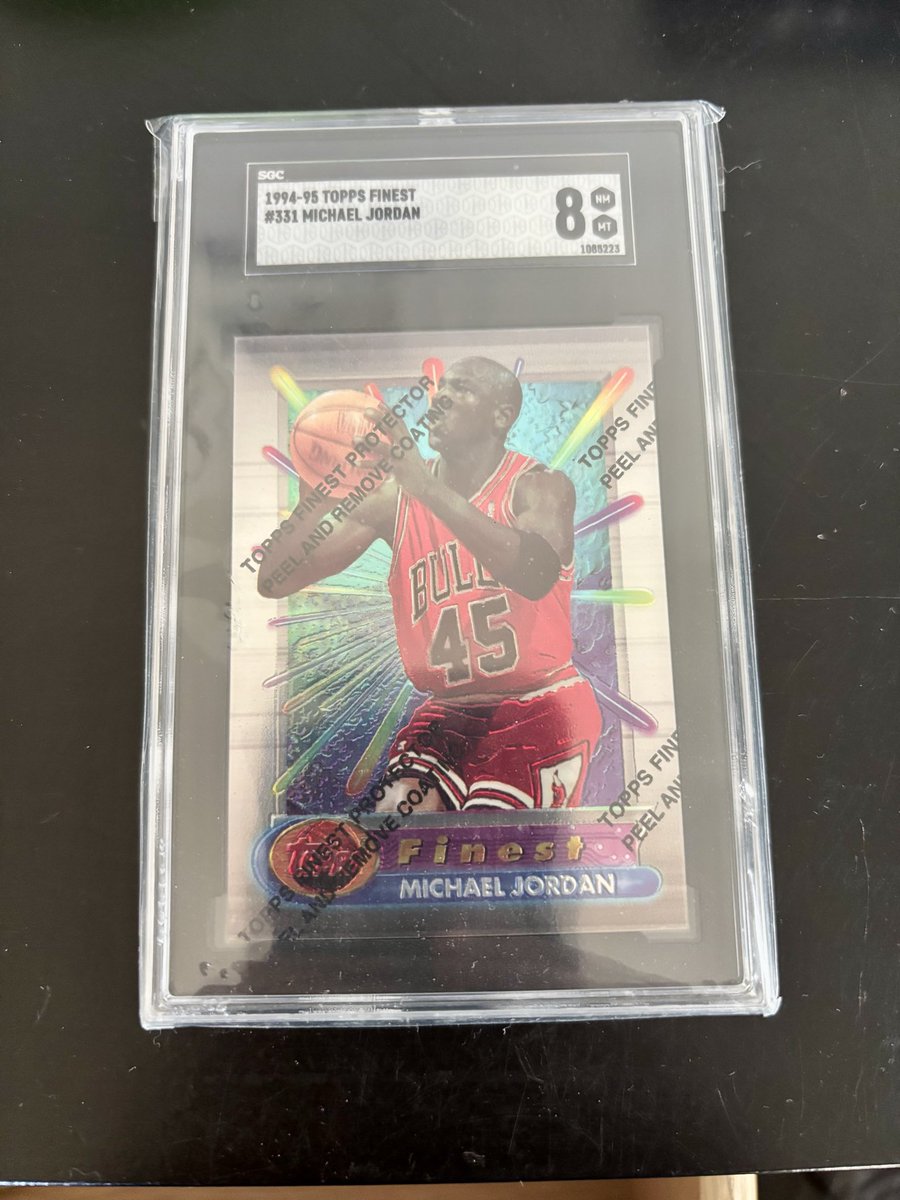 MrKdub's tweet photo. Considering investing into this guy Michael Jordan. Feel like he has a lot of potential and his upside could be profitable. Thoughts ? #TheHobby #MJMonday ❤️ https://t.co/T4iqd4hFCa