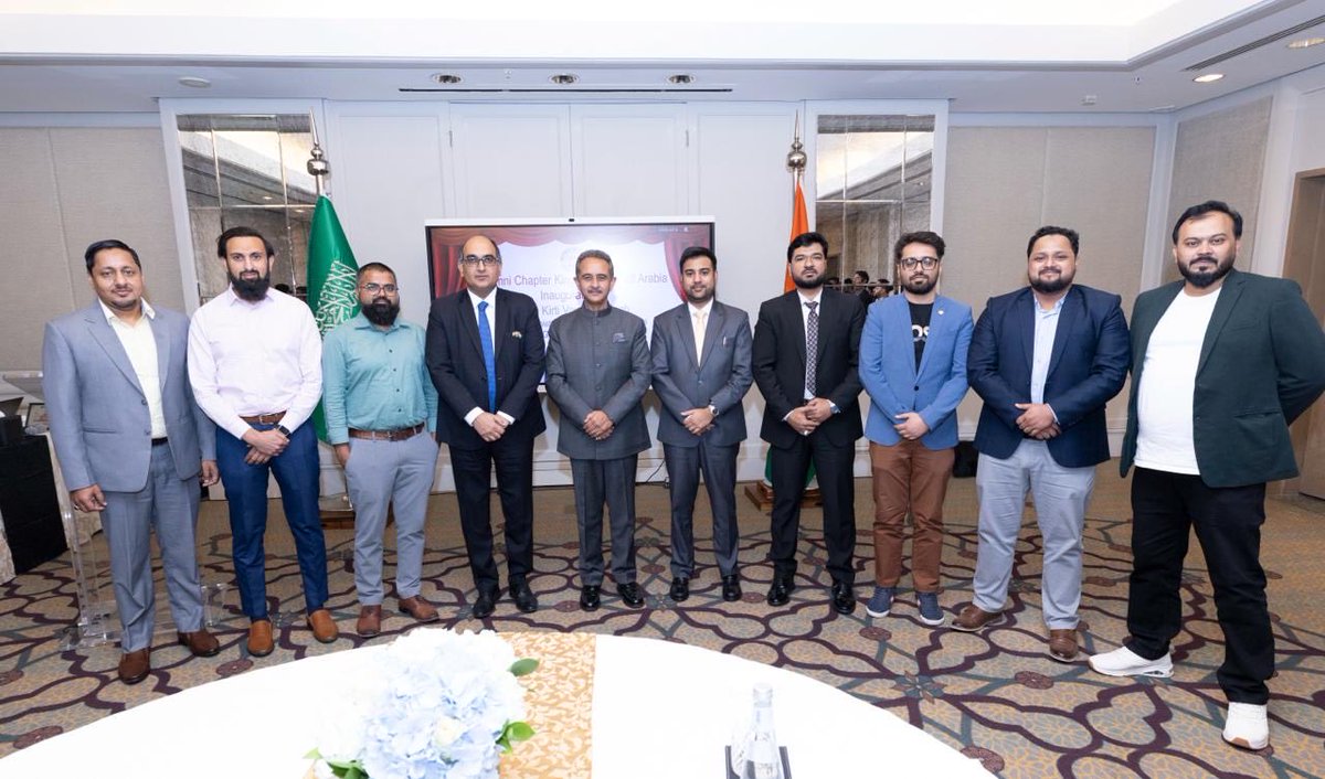 KVSinghMPGonda's tweet photo. Pleased to inaugurate the Integral University Alumni Chapter – Saudi Arabia in Riyadh today.

It was heartening to meet alumni who have made the Kingdom their second home and who carry with them the values and learning of their alma mater.

@integralunilko @IndianEmbRiyadh
#ViksitBharat2047 #IndiaSaudiArabia