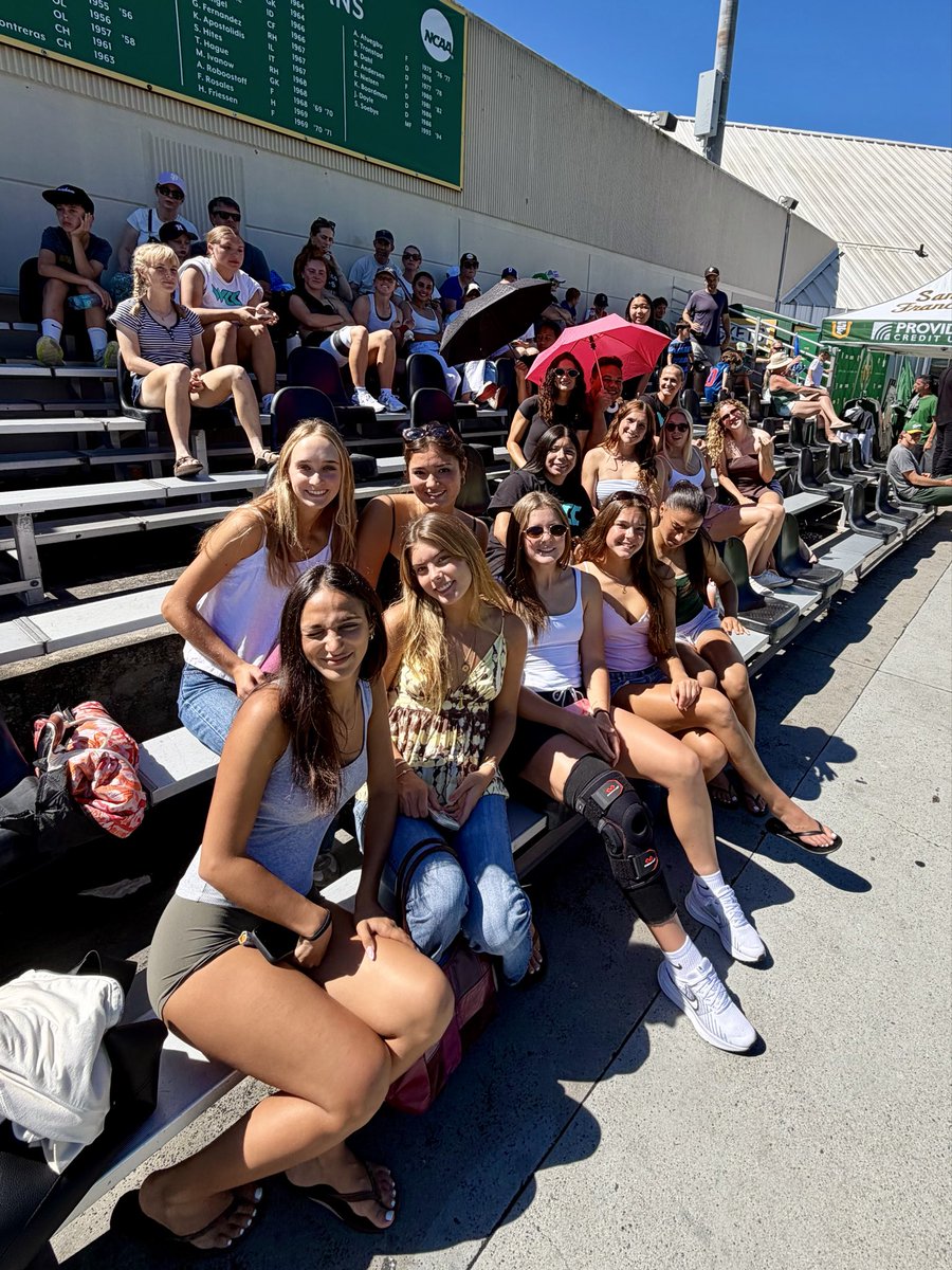 BrentBlaylock1's tweet photo. Great to see so many @DonsAthletics teams supporting @USFDonsMSoccer today - Dons Supporting Dons!

Appreciate @USFDonsWSoccer, @SFDonsBaseball, @usfdonsvb, @usfdonsbeachvb, @USFTriathlon, @DonsXCTF being there https://t.co/DQo33Y0CtE