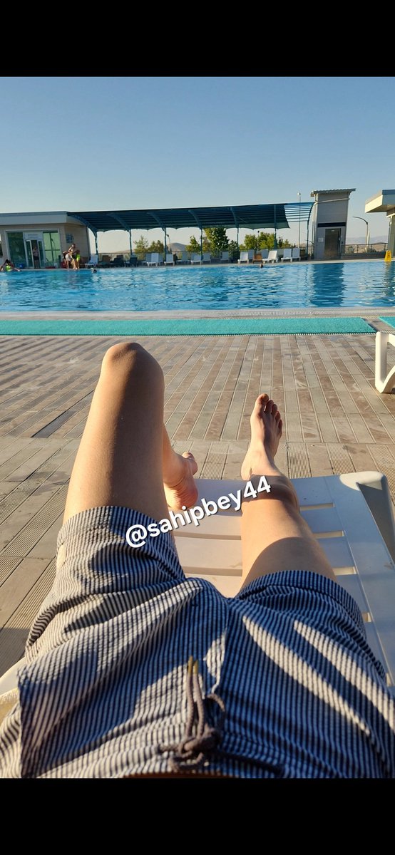 sahipbey44's tweet photo. Ayaklardan başla yerini bulursun sen ayaklarımın altında olacak finansal koleler dm
#kole #köle #finansalköle #finansalköpek #slave #sahip #ayakfetişi #ayakkölesi #gay #bisex #fetis #big https://t.co/1VtYTMHRb6