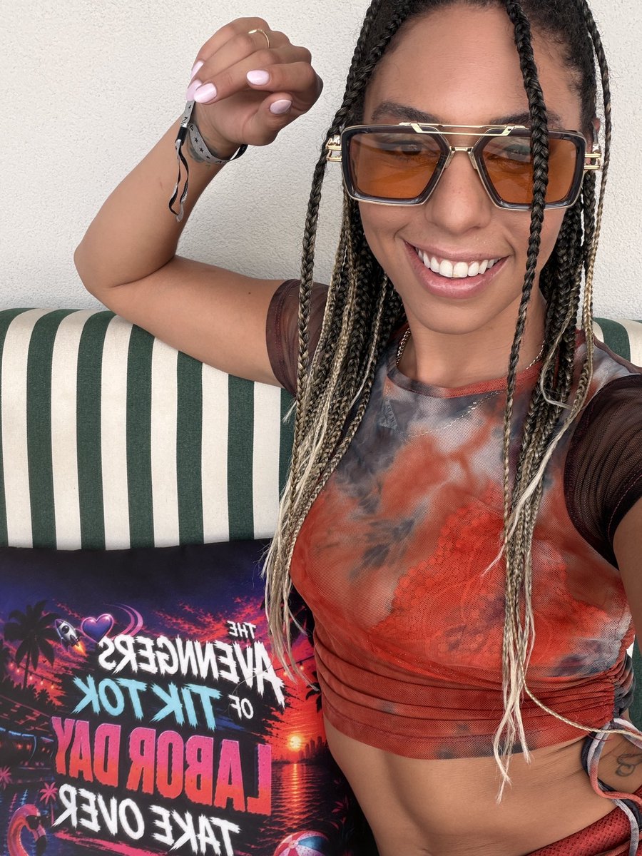 jessicawres's tweet photo. Avengers of Tik Tok influencer event was a blasst! I had so much fun dancing and Kiki-ing with all the beautiful people! BTS footage coming to my Loyal Fans this week! https://t.co/OyAxmFwode