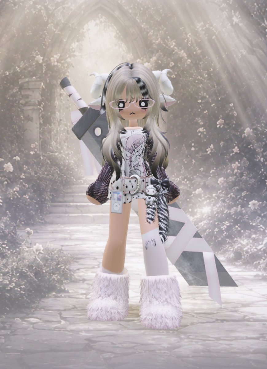 opalessscent's tweet photo. Anyways isn’t she a cutie? https://t.co/TNF0hFTiKa