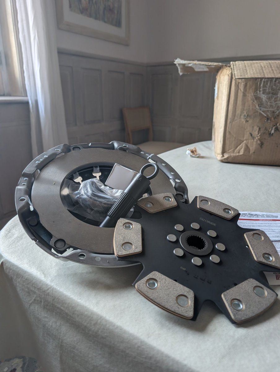 vispojuan's tweet photo. Uffff miren lo que llego

KIT embrague CLUTCH MAX STAGE 4 (320hp)

Para un CIVIC con swap K24 

Si buscas algo similar manda DM @dtmimports  📦🚚 https://t.co/HRaT6mJY9U
