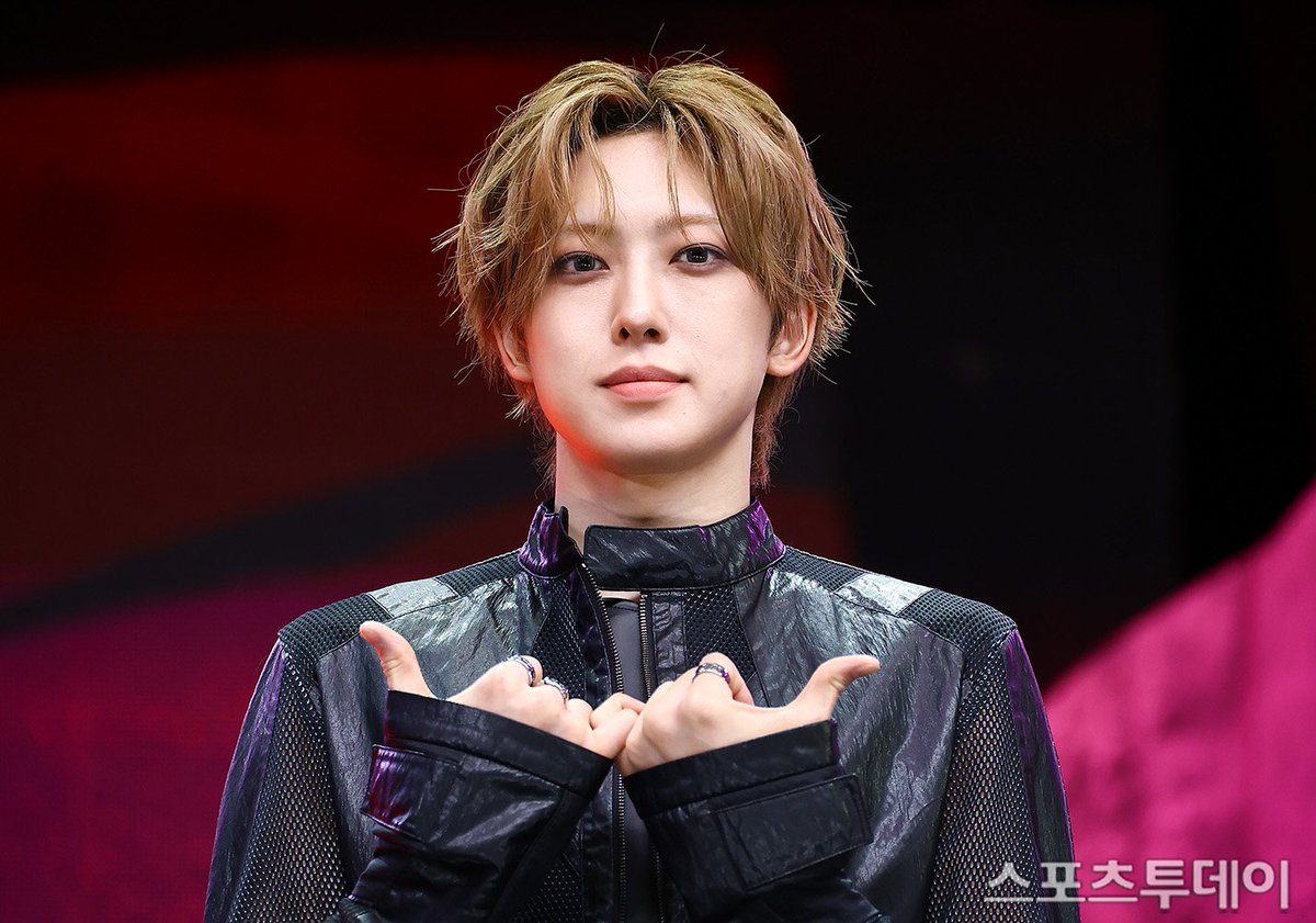 hunnyum's tweet photo. Mark on me 미디어 쇼케이스 기사 사진 모음
#후마 #FUMA #フウマ

https://t.co/TiXPjNV0A8
https://t.co/Gyxl2F3pXn
https://t.co/jDsg4Mg1GX
https://t.co/n5ibcxXlW2 https://t.co/Op7rMkli0T