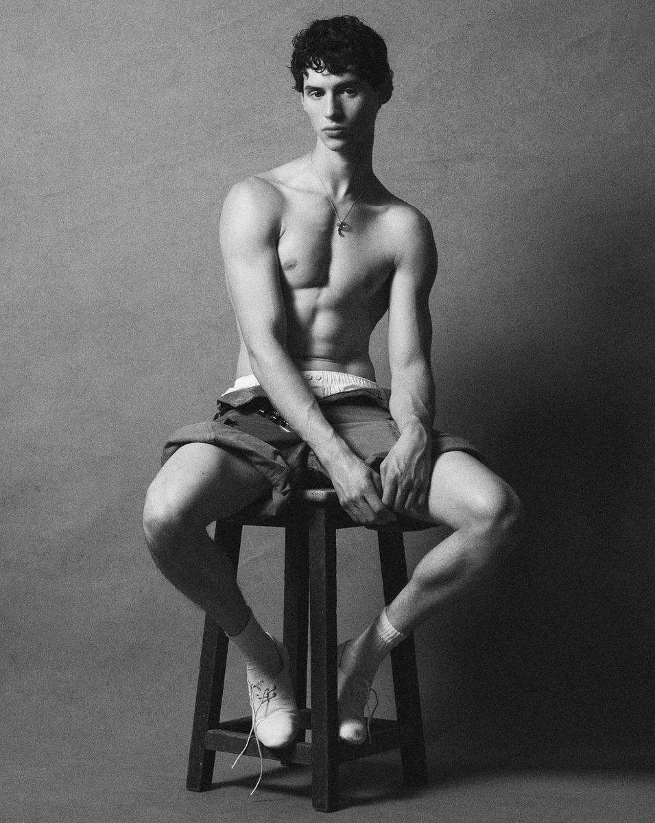 furyuomo's tweet photo. paolo borle ph. laurent humbert for behind the blinds magazine https://t.co/tBDv9boT9U