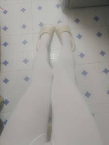 LXnqkl's tweet photo. 原味还是牛奶白巧克力味😋#男娘 #腿控 https://t.co/fmM0DaSdIt